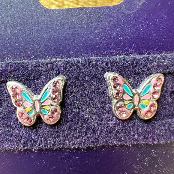 Butterfly and Flower Stud Earrings New - Picture 3 of 9